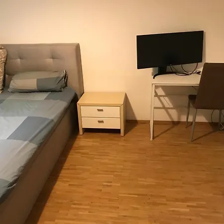 In The Middle Of Hamburg City Apartment